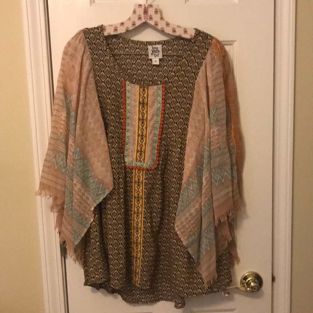 Ivy Jane Blouse with Handkerchief Sleeves